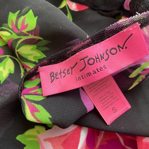 Betsey Johnson Intimates Floral Sheer Nightie Lingerie Dress and Thong Panty Set - Picture 2 of 16